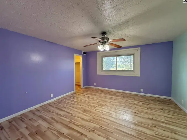 Photo of 2100 E 43rd Ave, Hutchinson, KS