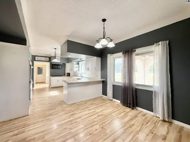 Photo of 2100 E 43rd Ave, Hutchinson, KS
