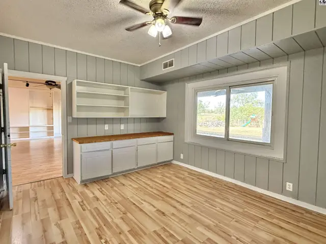 Photo of 2100 E 43rd Ave, Hutchinson, KS