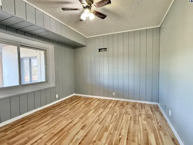 Photo of 2100 E 43rd Ave, Hutchinson, KS