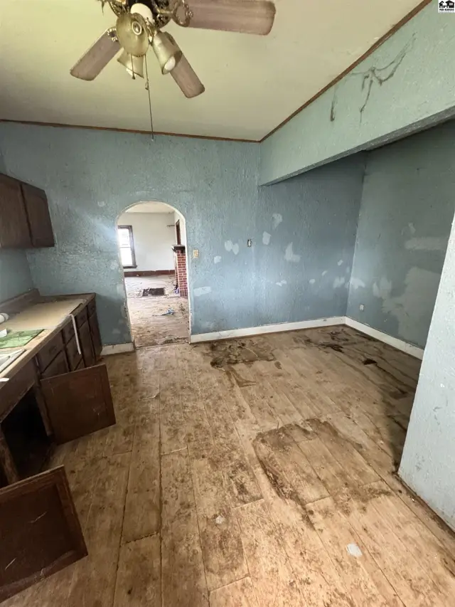 Photo of 122 N Ford Ave, Bucklin, KS