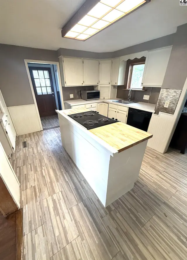 Photo of 420 N Jennings Ave, Anthony, KS