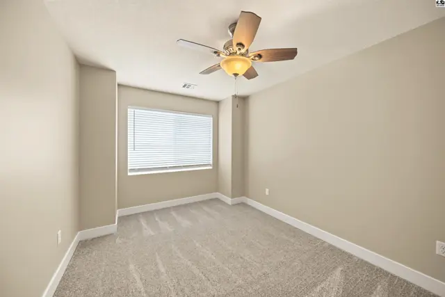 Photo of 1217 Lindbergh Ln, Salina, KS