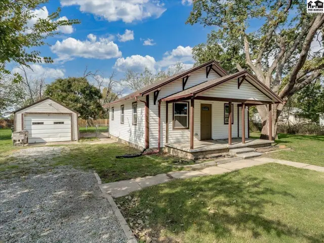 Photo of 313 Liberty St, Hutchinson, KS