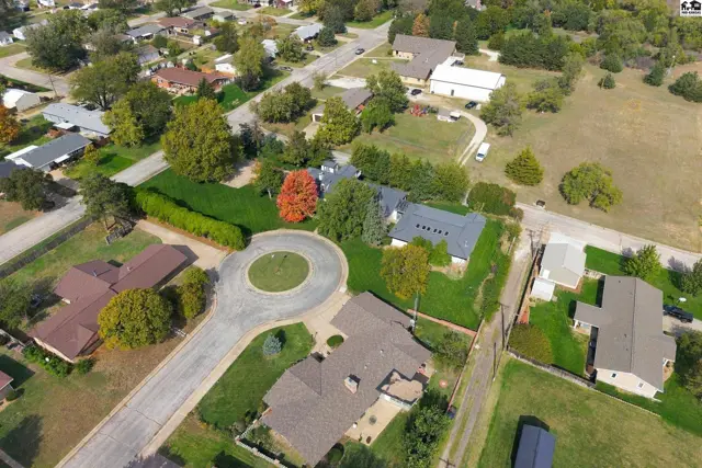 Photo of 624 Terrace Dr, Pratt, KS