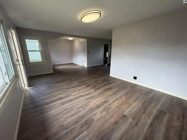 Photo of 310 E avenue c, South Hutchinson, KS