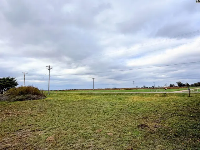 Photo of Country View Ln, Sterling, KS