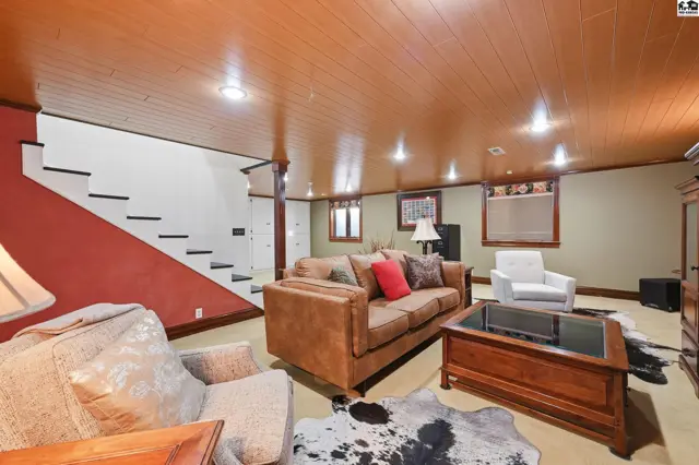 Photo of 204 Westlane Rd, McPherson, KS