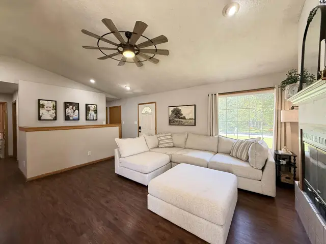 Photo of 3509 Rowland St, Hutchinson, KS