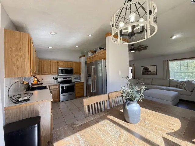 Photo of 3509 Rowland St, Hutchinson, KS
