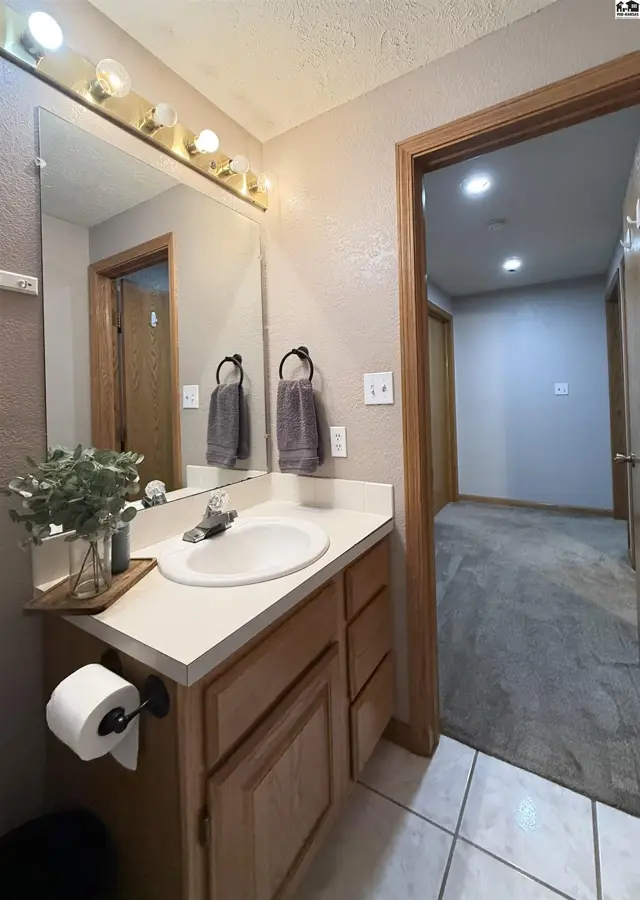 Photo of 3509 Rowland St, Hutchinson, KS