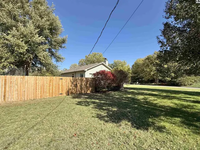 Photo of 3509 Rowland St, Hutchinson, KS