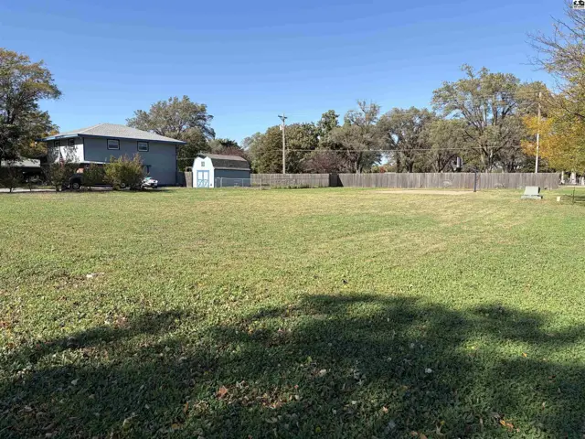 Photo of 0 E Evergreen Way, Sterling, KS