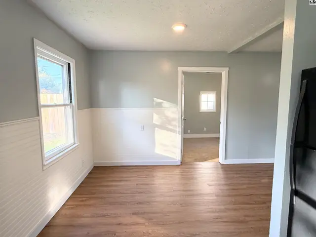 Photo of 1003 N Gregory St, Hutchinson, KS