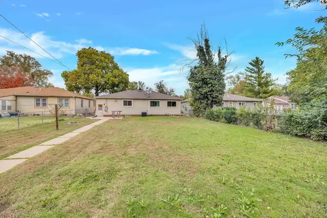 Photo of 807 W 22nd, Hutchinson, KS