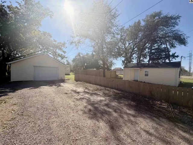 Photo of 316 W Sherman Ave, Hutchinson, KS