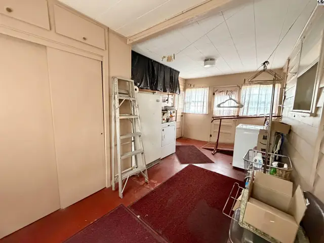 Photo of 1000 W 18th Ave, Hutchinson, KS