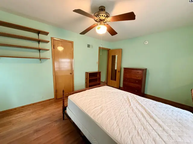 Photo of 1000 W 18th Ave, Hutchinson, KS