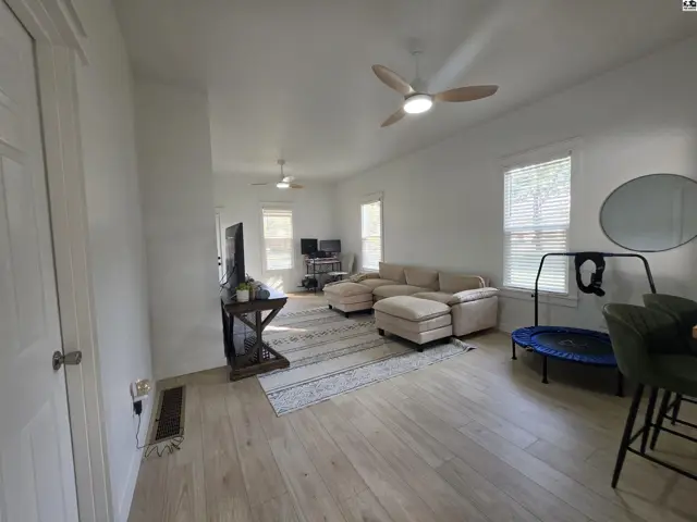 Photo of 321 N Harrison St, Lindsborg, KS