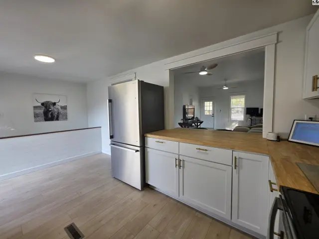 Photo of 321 N Harrison St, Lindsborg, KS