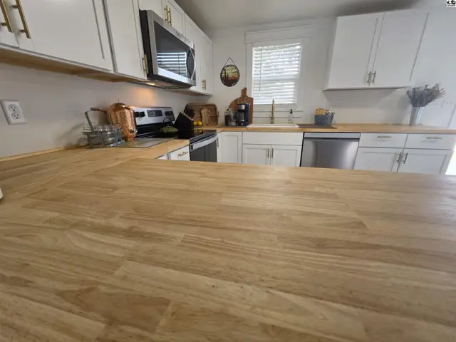 Photo of 321 N Harrison St, Lindsborg, KS