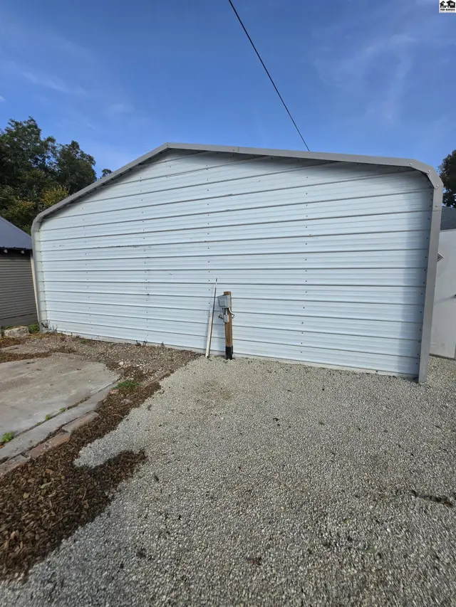 Photo of 321 N Harrison St, Lindsborg, KS