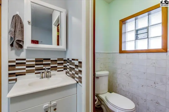 Photo of 1807 Tracy Lane Terr, Hutchinson, KS