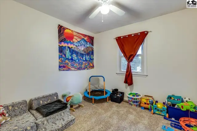 Photo of 1807 Tracy Lane Terr, Hutchinson, KS