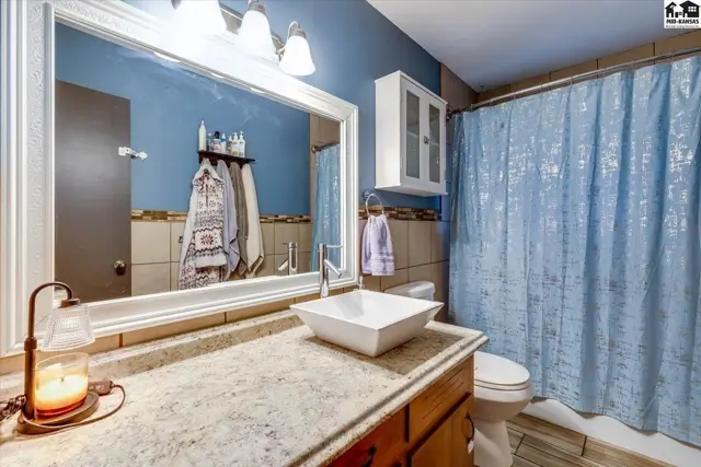 Photo of 1807 Tracy Lane Terr, Hutchinson, KS